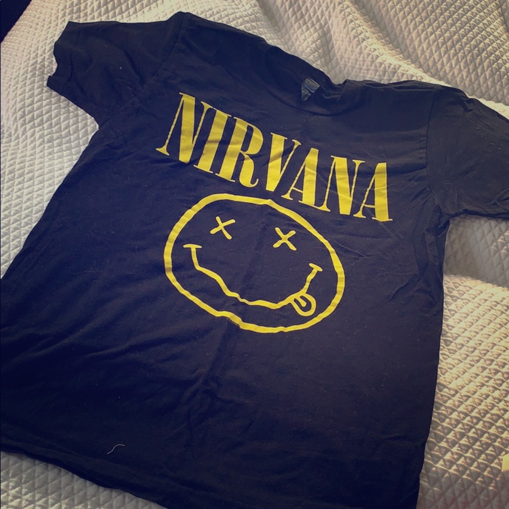 Nirvana tee